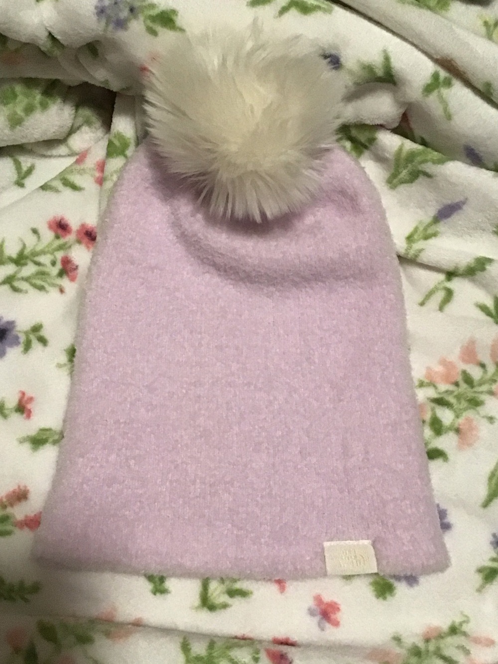 The North Face womens Pom-Pom Beanie - Light Lavender with Cream Pom